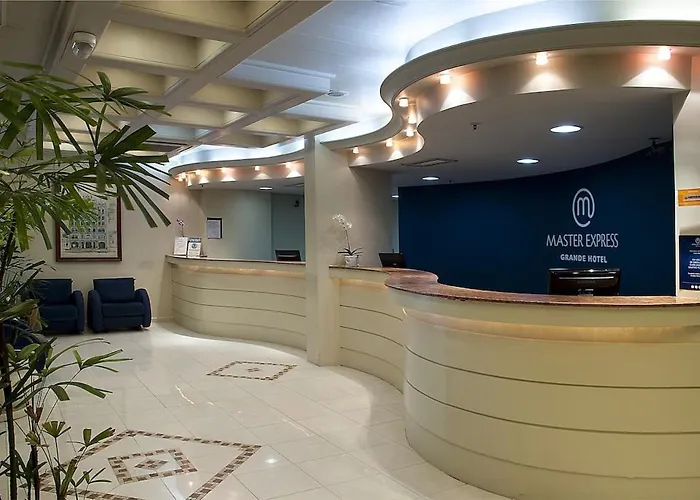 Hotel Master Grande - Proximo Ao Palacio Do Governo Porto Alegre
