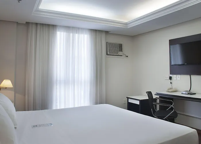 Master Grande - Proximo Ao Palacio Do Governo Hotel