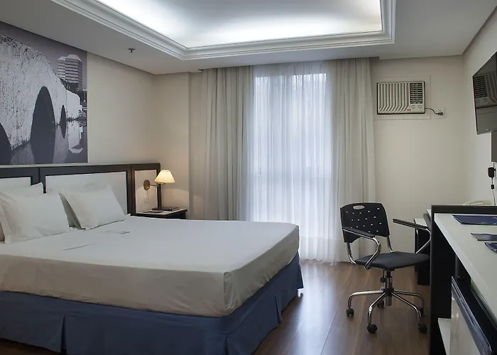 Master Grande - Proximo Ao Palacio Do Governo 3* Porto Alegre