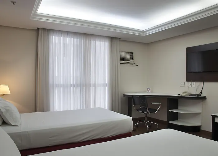 Master Grande - Proximo Ao Palacio Do Governo Hotel Porto Alegre
