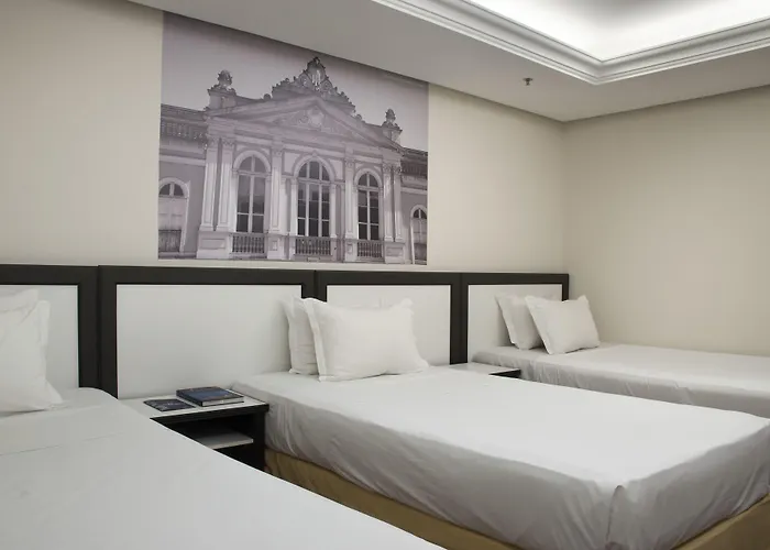 Master Grande - Proximo Ao Palacio Do Governo 3* Porto Alegre